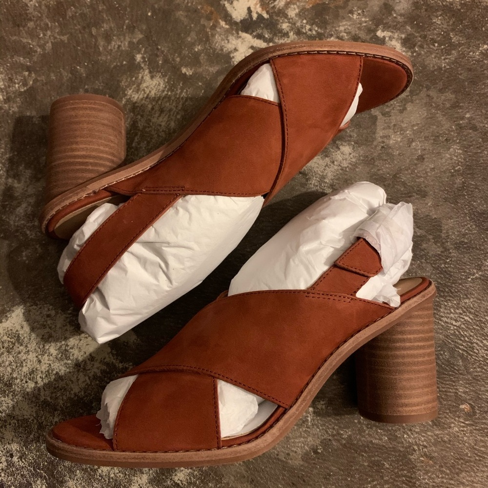 Madewell Maroon Sandals NWT In BOX